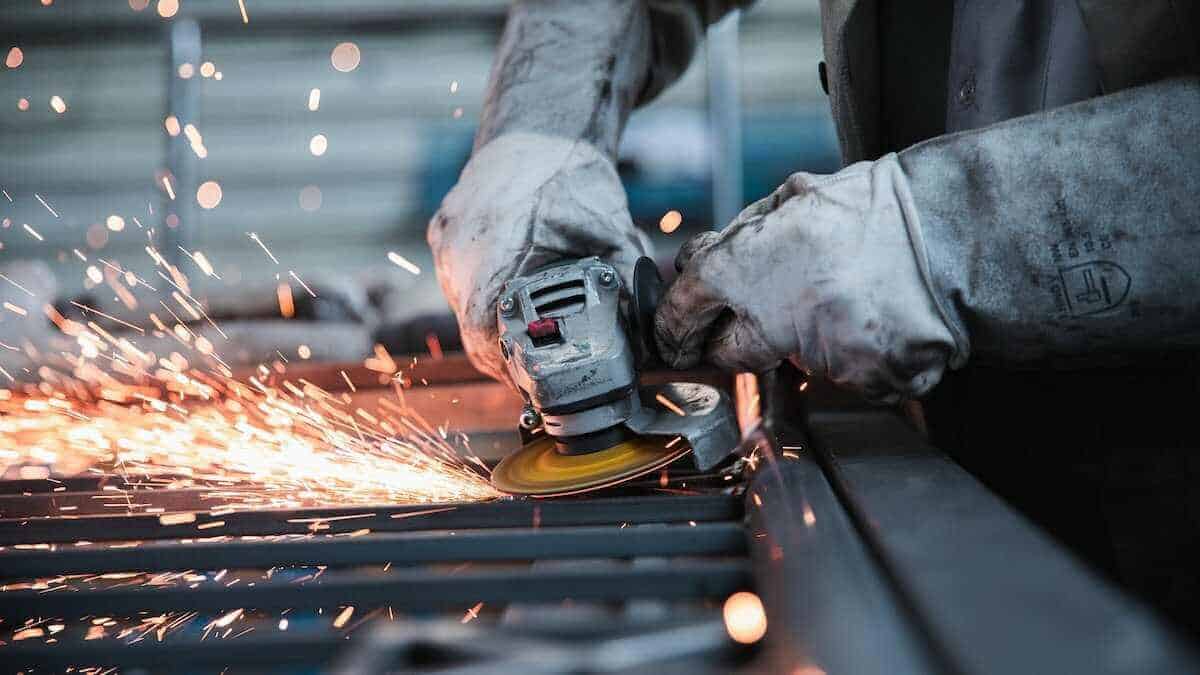 How Many Jobs Are Available in the Metal Fabrication Industry?