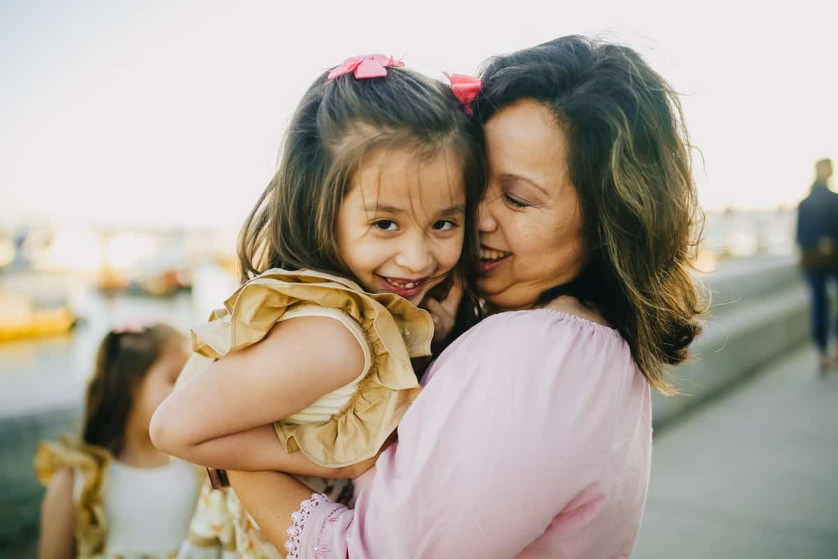 Financial Resilience for Single Moms: Maximizing Wealth and Minimizing Stress