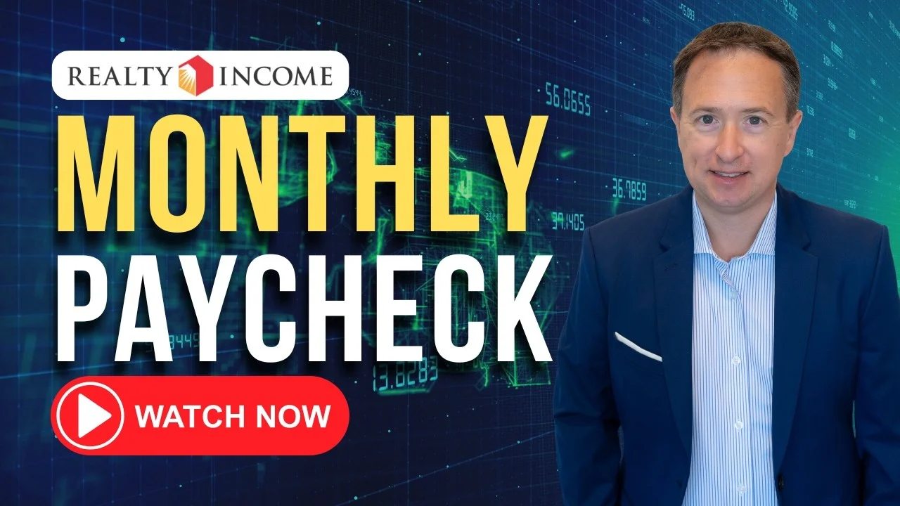 Realty Income Stock: Is This 5% Monthly Dividend REIT Ready for a 2026 Breakout?